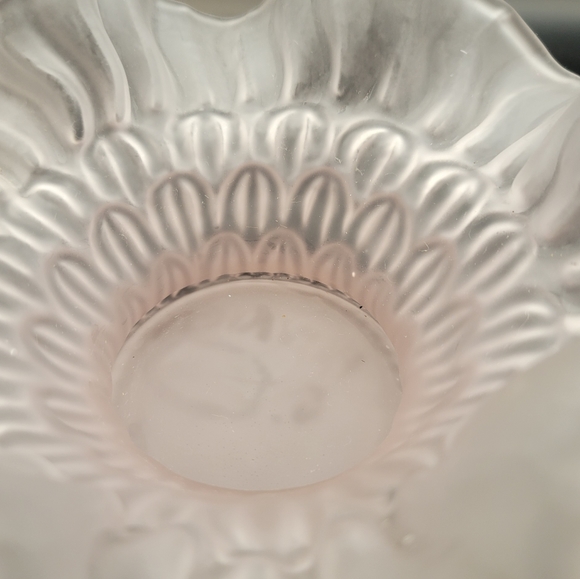 Vintage Frosted Pink Glass Bonbon Crimped Edge Depression Glass Vase - Picture 3 of 7